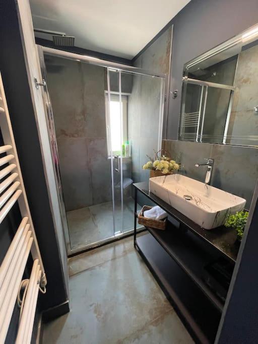 Voyage Penthouse Apartment Tirana Exterior photo